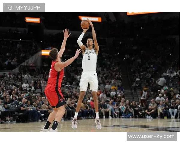 NBA精彩对决马刺全力争胜火箭勇士遭掘金逆袭雷霆险胜国王展现韧性 NBA精彩对决马刺全力争胜火箭勇士遭掘金逆袭雷霆险胜国王展现韧性