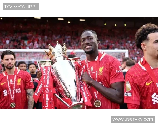 科纳特因大腿受伤退出法国国家队名单返回利物浦接受治疗