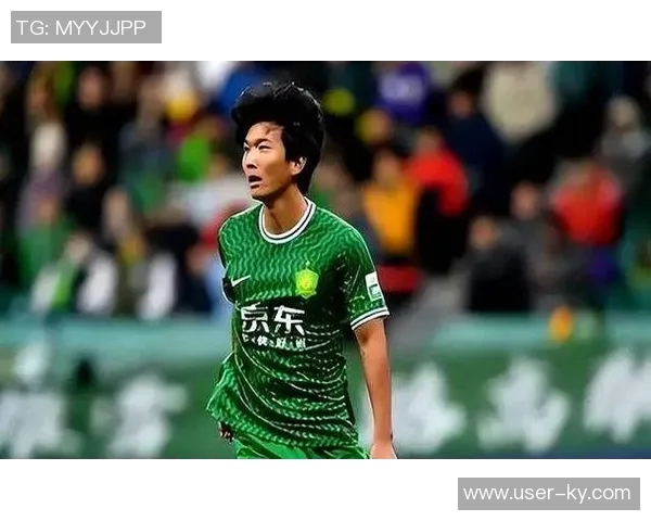 国安球员半场后展现斗志防守问题依旧是最大短板